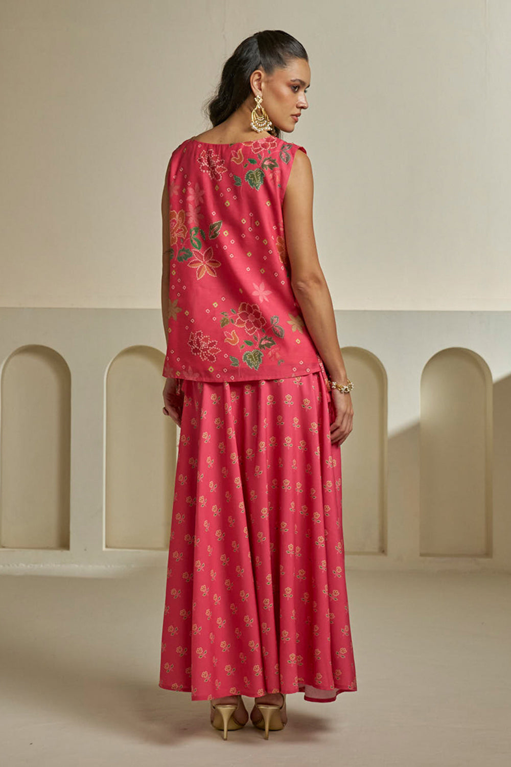 Sunehri Lehenga Set