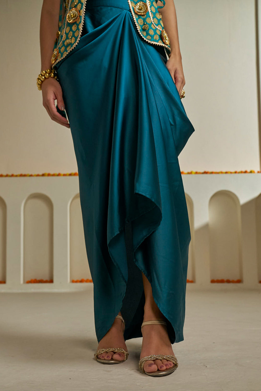 Preeto Jacket & Skirt Set